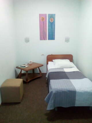 Гостиница Книиэкот Курган Стандартный одноместный номер-1