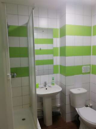 Гостиница Книиэкот Курган Стандартный трехместный номер-3